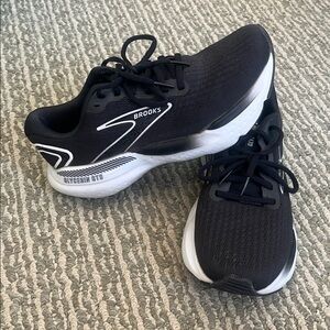 Brooks Glycerin GTS 21 Black White Athletic Running Gym Trainer Sz 7.5